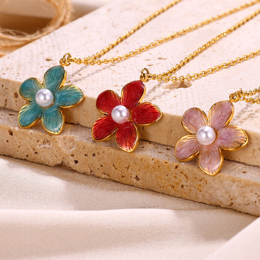 Graceful Bloom Pearl Necklace