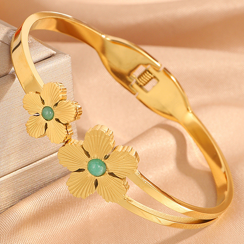 Textured Vintage Flower Bangle