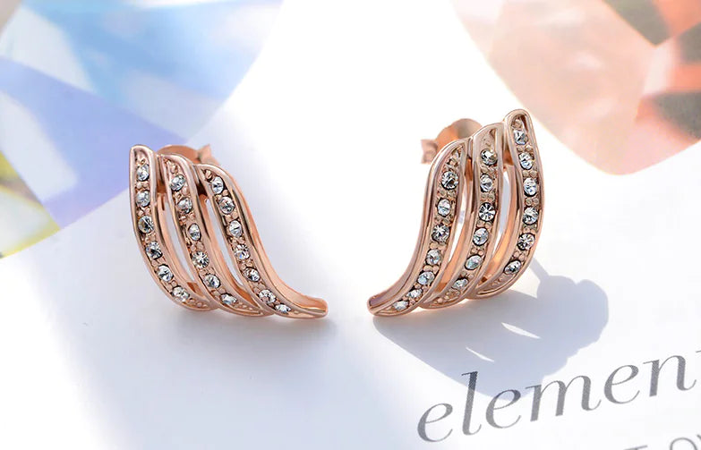 Chic Stud Earrings — Rose Gold Elegance